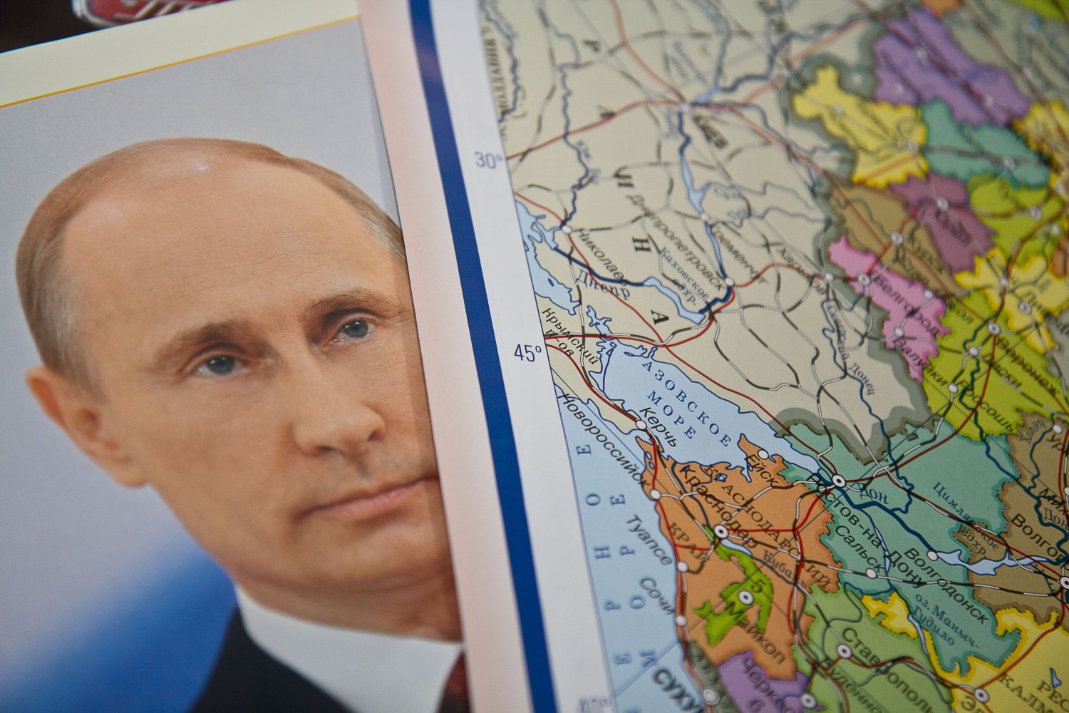 Путін кладе край міжвладдю | Krytyka, Лілія Шевцова